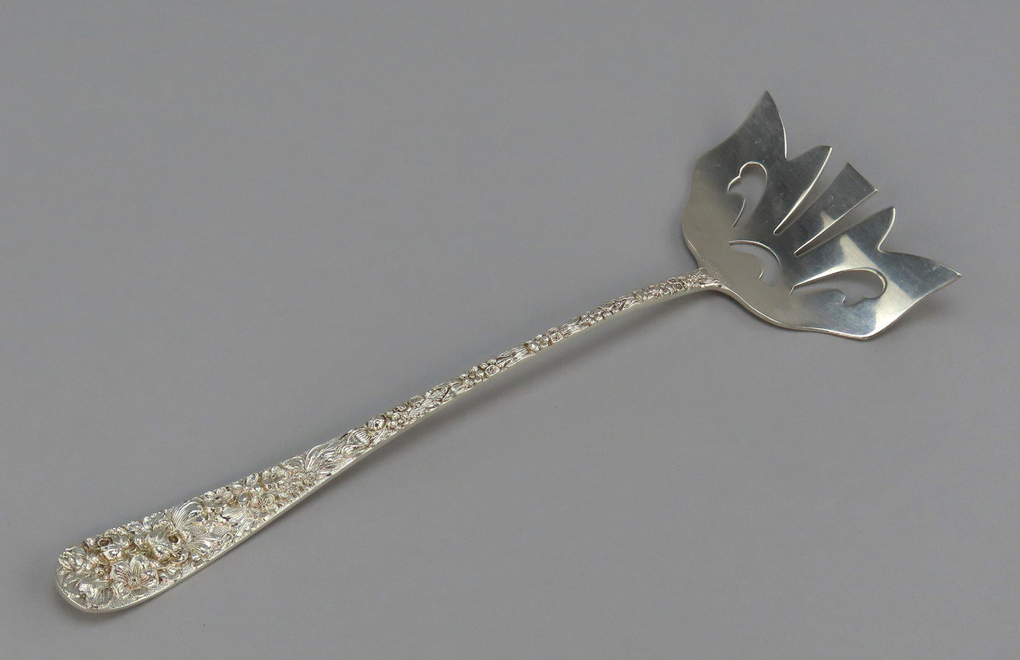 Rare Stieff Rose Sterling Silver Long Bacon Serving Fork M Mono 8 1/4 inches