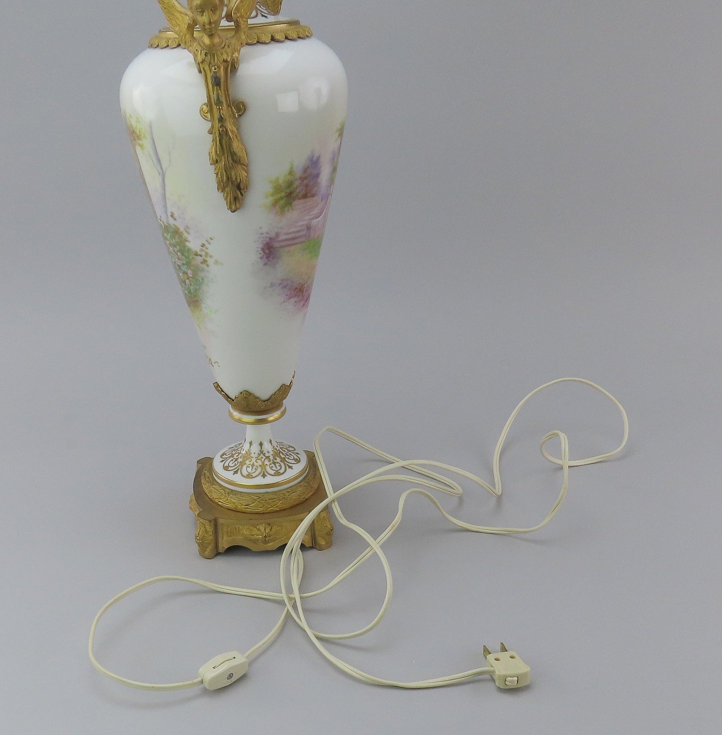 Stunning c1905 French Hand Painted Porcelain Ormolu Courting Scene Table Lamp