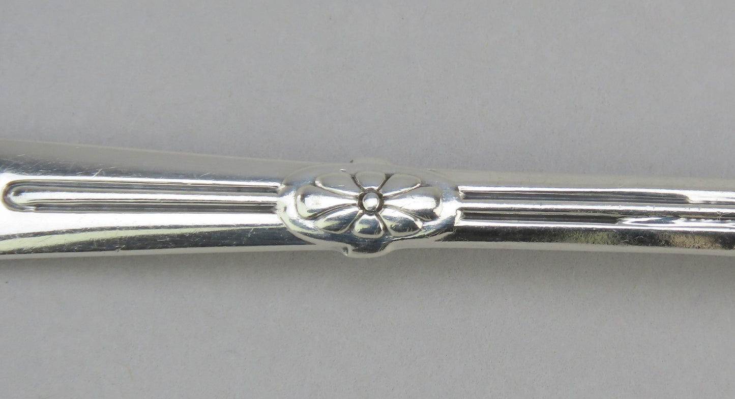 4 Crisp Gorham Medallion pattern Sterling Silver Teaspoons