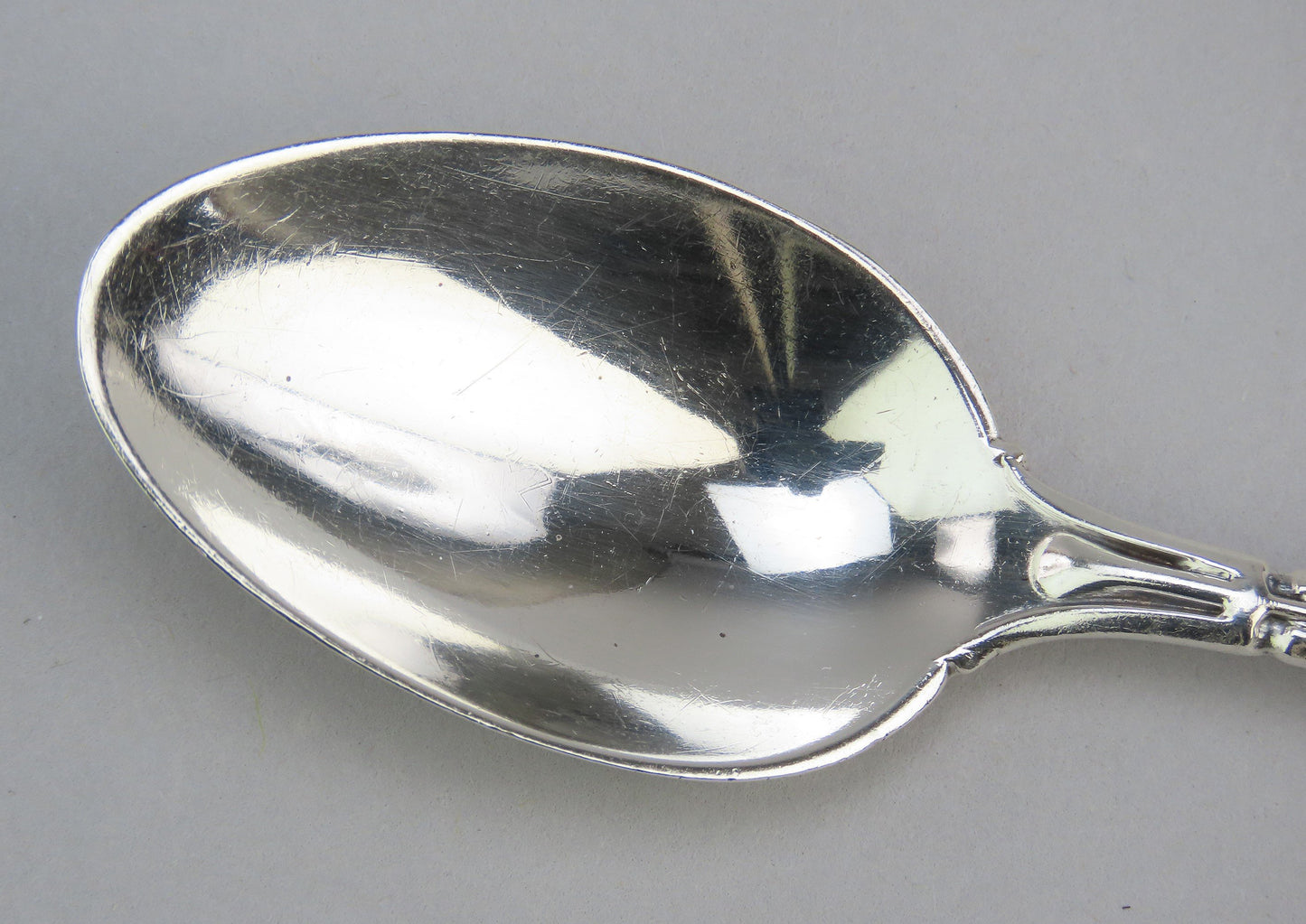 4 Crisp Gorham Medallion pattern Sterling Silver Teaspoons