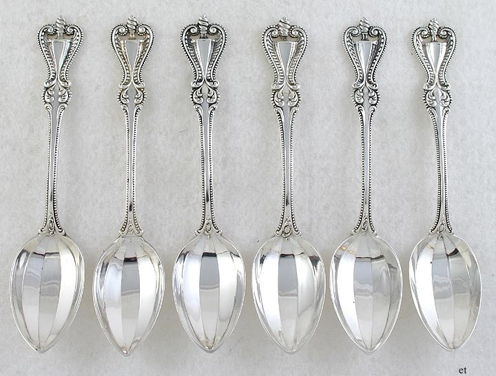 6 Fine Towle Sterling Silver Old Colonial Teaspoons