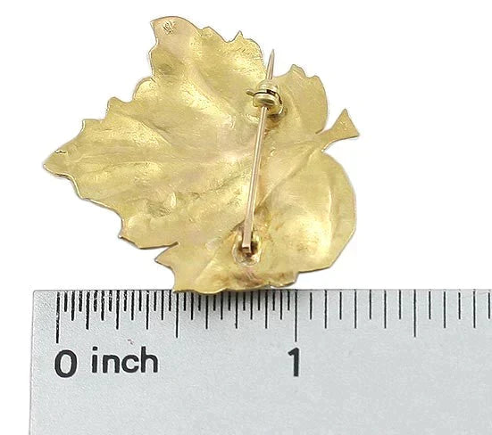 Arts and Crafts Handmade 18K Yellow Gold Garnet Realistic Maple Leaf Pin Brooch