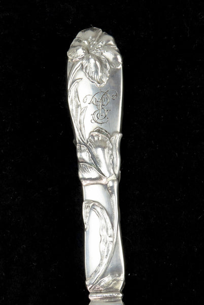 Beautiful Antique Art Nouveau German Silver Floral Pastry Server w Pierced Blade