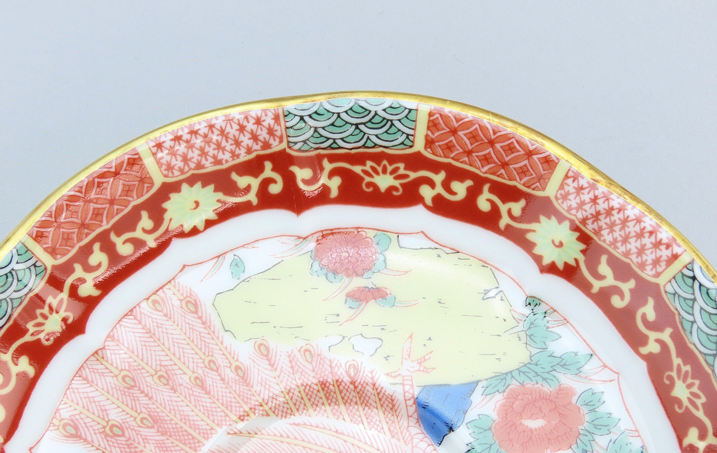 8 Large Cups and Saucers Gumps San Francisco Phoenix Bird 9639 Imari Style