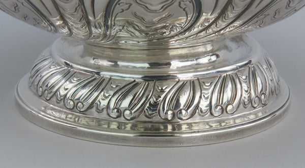 Superb 1778 English Sterling Silver Centerpiece Bowl Thomas Heming Masks Design