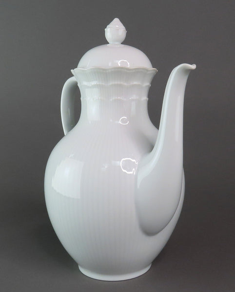 Beautiful Kaiser Romantica White Porcelain Coffee Pot 5 Cup Capacity