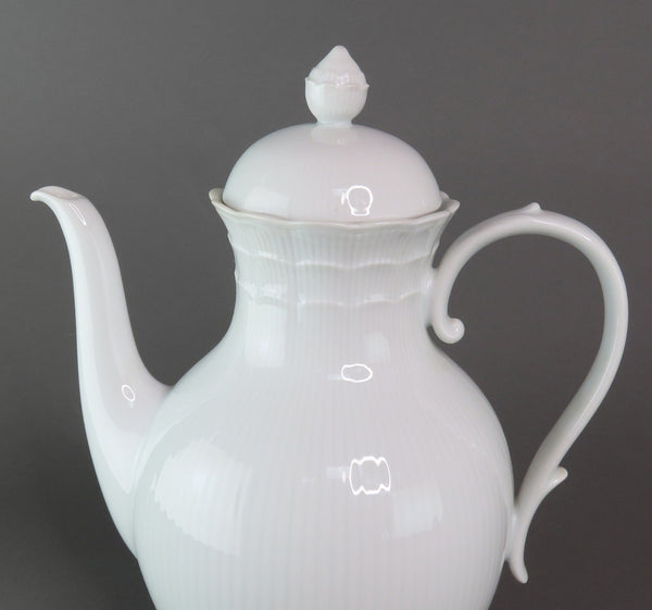 Beautiful Kaiser Romantica White Porcelain Coffee Pot 5 Cup Capacity