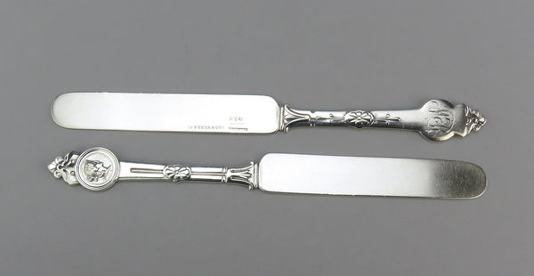 Pair Superb Antique Gorham Medallion Sterling Breakfast Knives7 3/8 inches