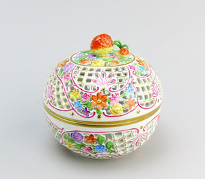 Herend Handpainted Reticulated Potpourri Jar Bonbon Trinket Box 6212 C 6"