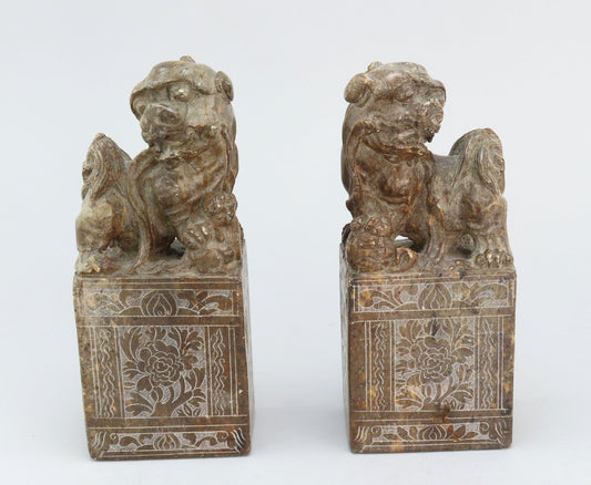 Excellent Pair c1915 Chinese Carved Soapstone Foo Dog Guardian Lion Figurines