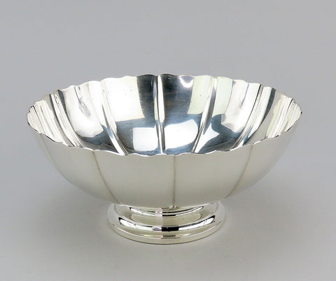 Fabulous Tiffany Co Dublin Sterling Silver Footed Bowl 7 Inches Diameter No Mono