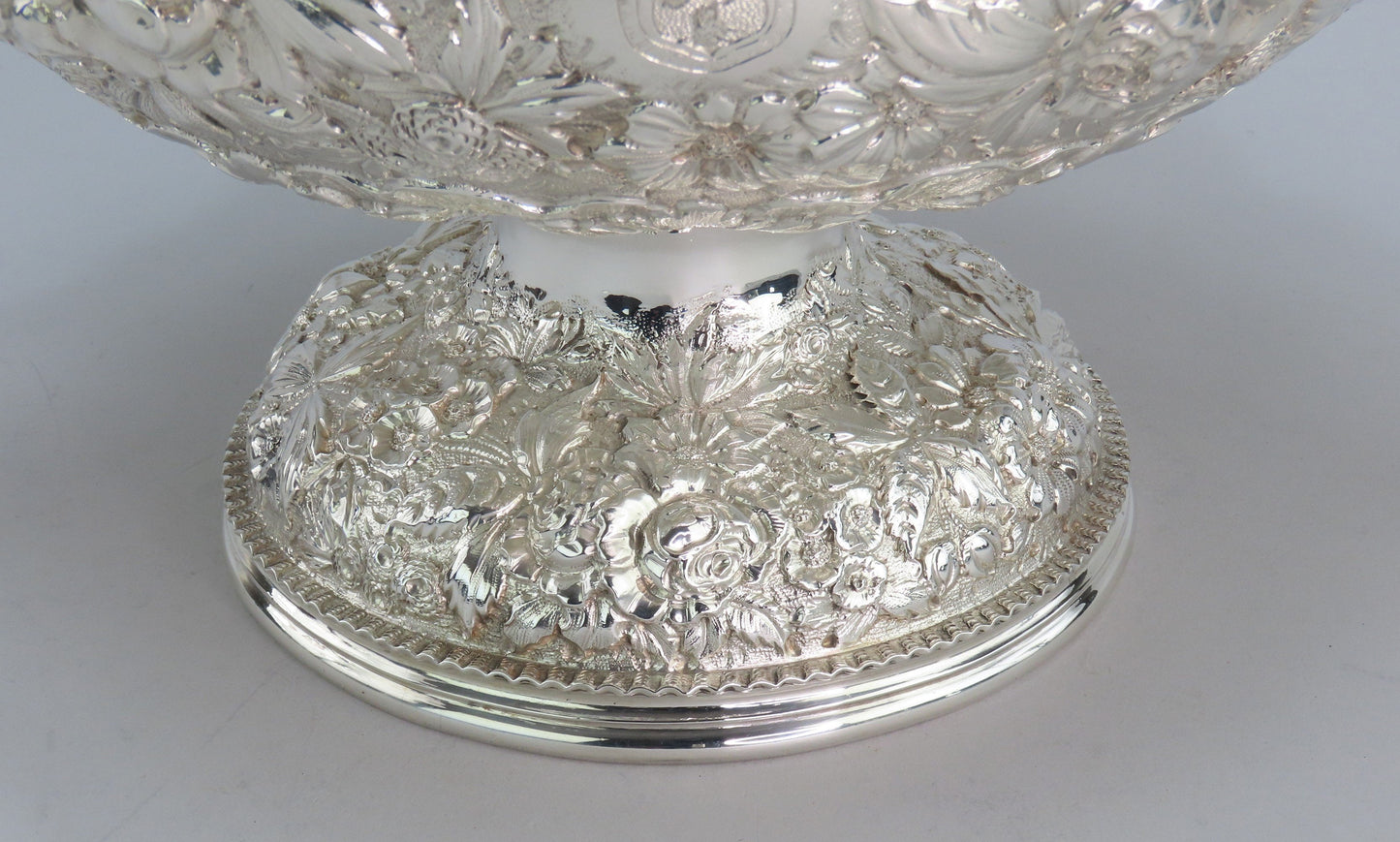 Superb c1891 Jacobi Sterling Silver Repousse Monteith Punch Bowl Gordon Crest