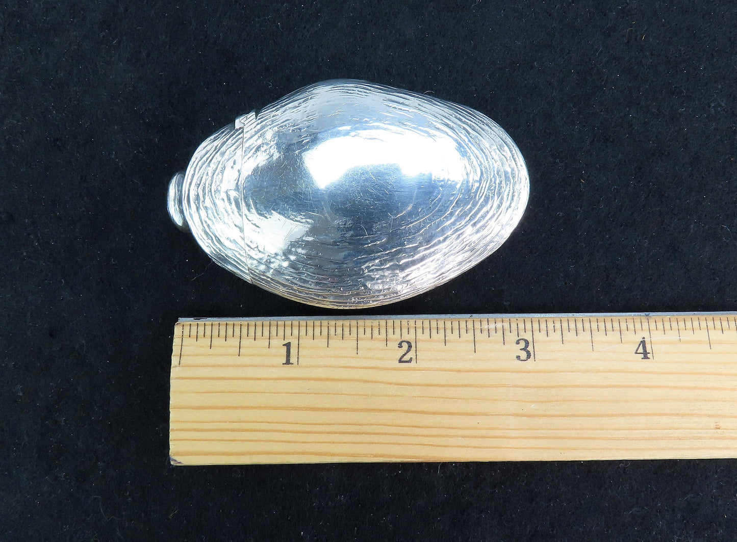 Antique Wallace Silver Plated Clam Shell Oyster Vesta Case Match Safe