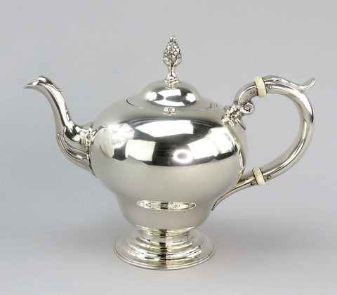 1840/50s Elegant Coin Silver Teapot Classical Form Boston Maker No Mono 6 1/2"