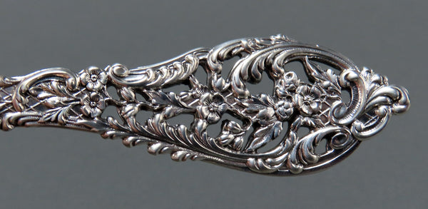 Stunning 36pc Sterling Silver Reed and Barton Florentine Lace Pat Serves 6