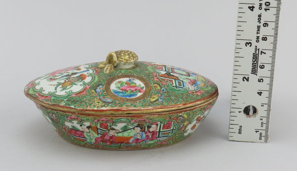 Mid 1800s Small Chinese Rose Medallion Covered Dish w/ Underplate 5 1/2" Long