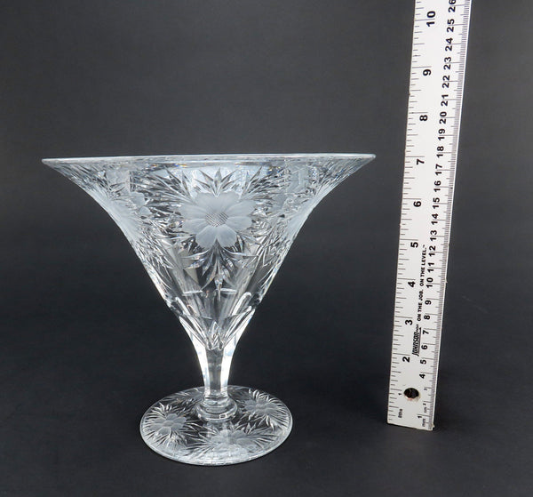 Beautiful ABP American Brilliant Period Flared Top Cut Glass Flowers Vase 7"