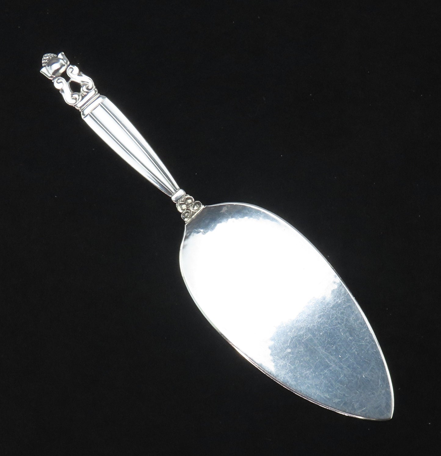 Georg Jensen Solid Sterling Silver Acorn Konge Pie Cake Server 7 7/8" c1930s