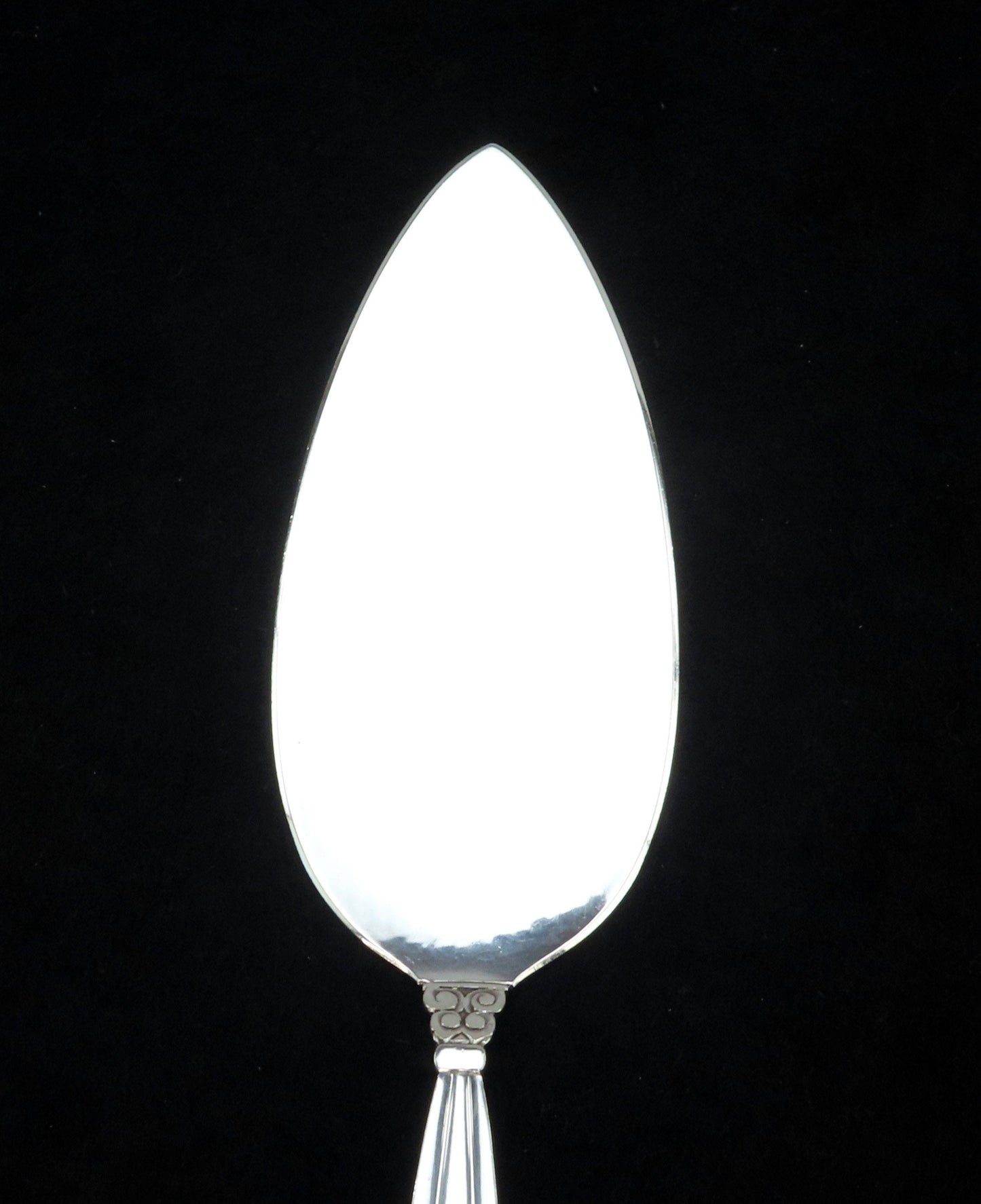 Georg Jensen Solid Sterling Silver Acorn Konge Pie Cake Server 7 7/8" c1930s