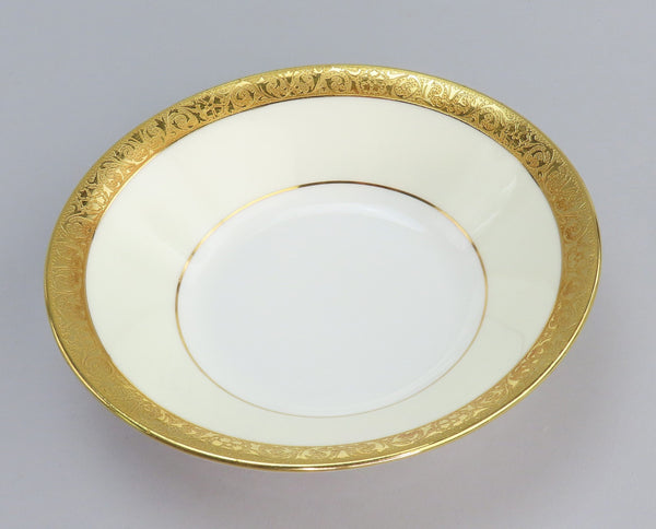 Lovely 6 Set Minton Porcelain Fruit Dessert Bowls Gold Edge 5 1/4 Inches