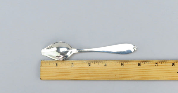 4 Rare Tiffany Co Sterling Silver Faneuil / Queen Anne Citrus Grapefruit Spoons