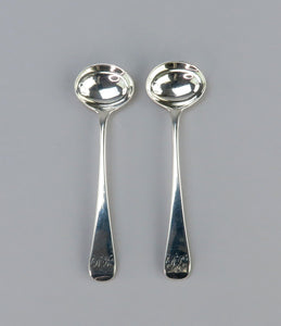 Charming Pair 1799 English Georgian Sterling Silver Master Salt Spoons