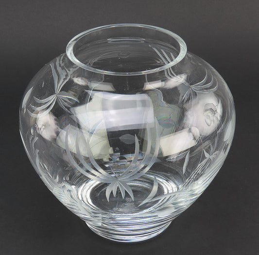 Lovely Lenox USA Signed Clear and Frosted Glass Flowers Floral Vase