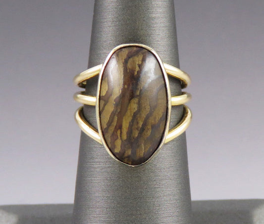 Vintage 14K Yellow Gold 3 Triple Band Petrified Wood or Stone Cabochon Ring