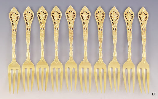 c1900 Superb set 10 Gilt Sterling Silver Cupid Motif Dessert/Fruit Forks