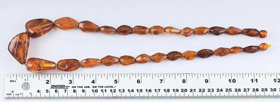 Eye Catching Antique c1900-1920 Graduated Amber Bead Strand Necklace