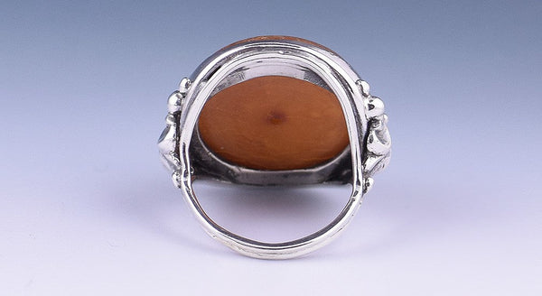 Superb Vintage Sterling Silver and Amber Ring w/ Round Shape Stone, Size 6.5