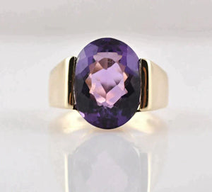 Beautiful 8 Carat Genuine Amethyst and 14K Yellow Gold Ring Size 7.5