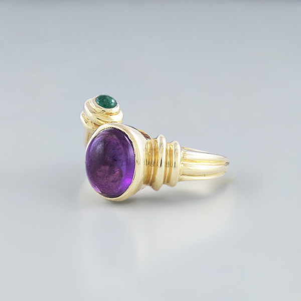 Eye-catching 14k Yellow Gold Amethyst & Emerald Ring Size 7.75