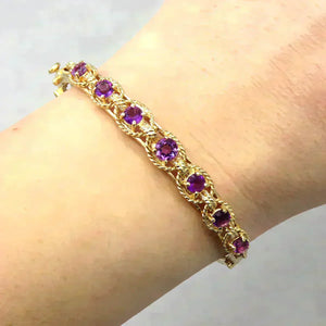 Vintage Engraved 14K Yellow Gold 1.67 CT Amethyst Gemstone Bangle Bracelet