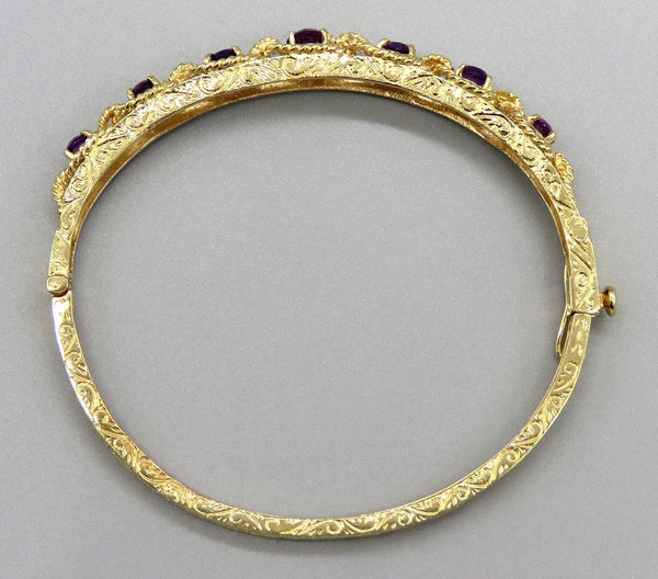 Vintage Engraved 14K Yellow Gold 1.67 CT Amethyst Gemstone Bangle Bracelet