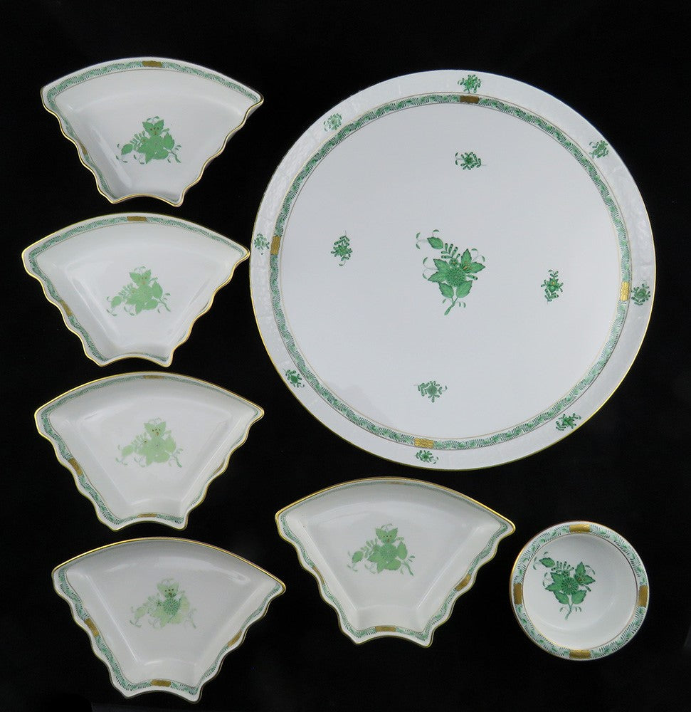 Herend Chinese Bouquet Green Handpainted Bone China Porcelain Hors D'Oeuvre Dish