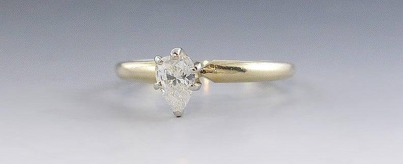 Exquisite American 14k Yellow Gold Solitaire Ring W/ Pear Cut Diamond