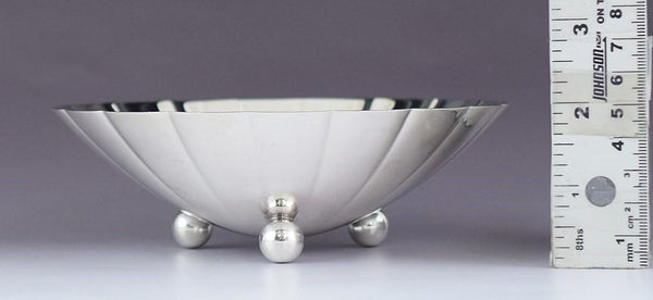 Lovely c1950 Tiffany Co Sterling Silver Fluted Shell Style Bowl