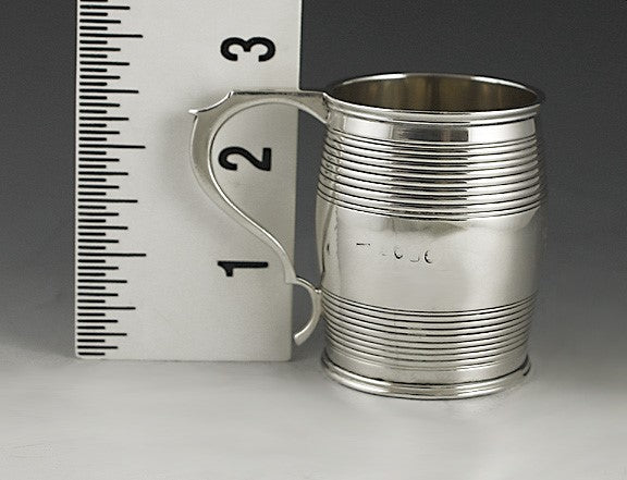 Antique English Georgian 1817 Sterling Silver Barrel Form Mug Cup