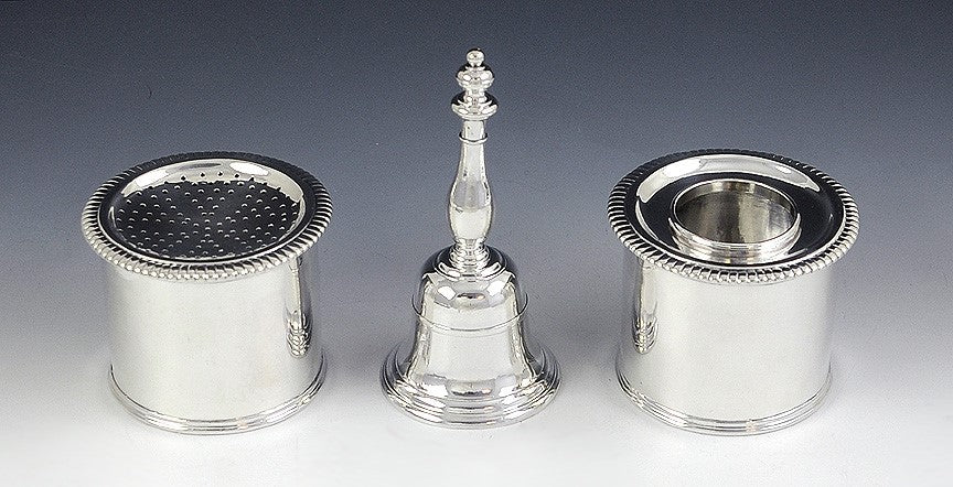 Must See! 1705 English Britannia 958 Silver Desk Set Inkwell Sander Bell Louis