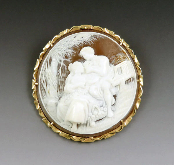 Exquisite 14k Gold Giovanni APA Pastorale Courting Scene Cameo Brooch Pendant