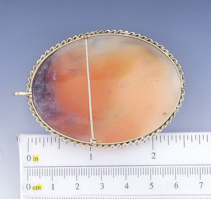 Lovely Vintage Italian 14k Gold Cameo Of A Pretty Woman Brooch/Pendant