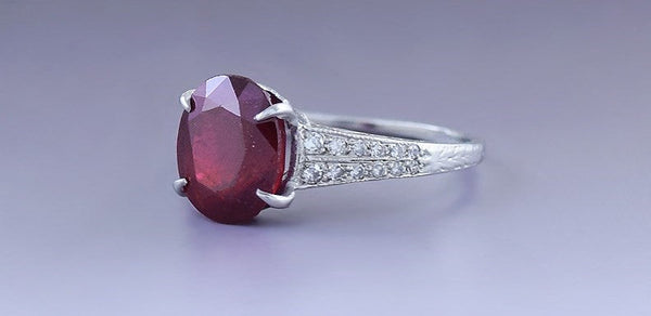 Stunning Platinum Diamond & Ruby Filigree Ring