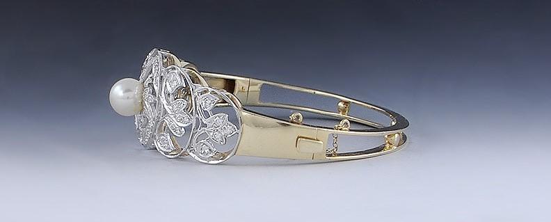 Lovely 14k Gold Pearl & .75ct Diamond Filigree Openwork Hinge Cuff Bracelet