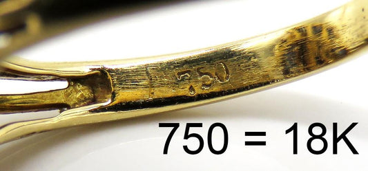 Gorgeous 18k Yellow Gold ~.66ct Sapphire and Diamond Ring