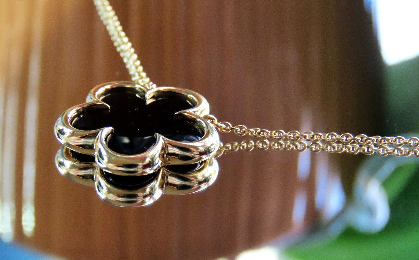Stylish Aspery Guldag 18k Yellow Gold Black Onyx Cinquefoil Flower Necklace