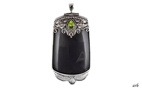 Unusual Sterling Silver Green Peridot and Dark Agate Stone Pendant w/ Leaf Motif