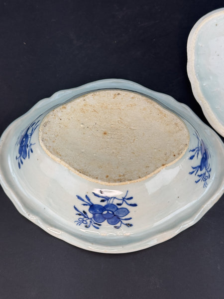 Mid/Late 1800s Chinese Export Blue White Canton Blue Willow Covered Serving Dish