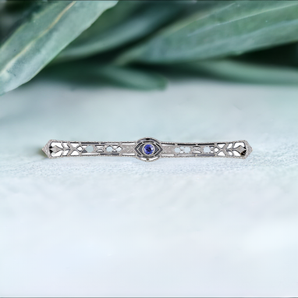 Art Deco Filigree 14k Platinum Top Sapphire Bar Pin Brooch