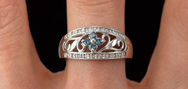 Delightful Modern 14k White Gold, Diamond and Blue Diamond Ring Size 7